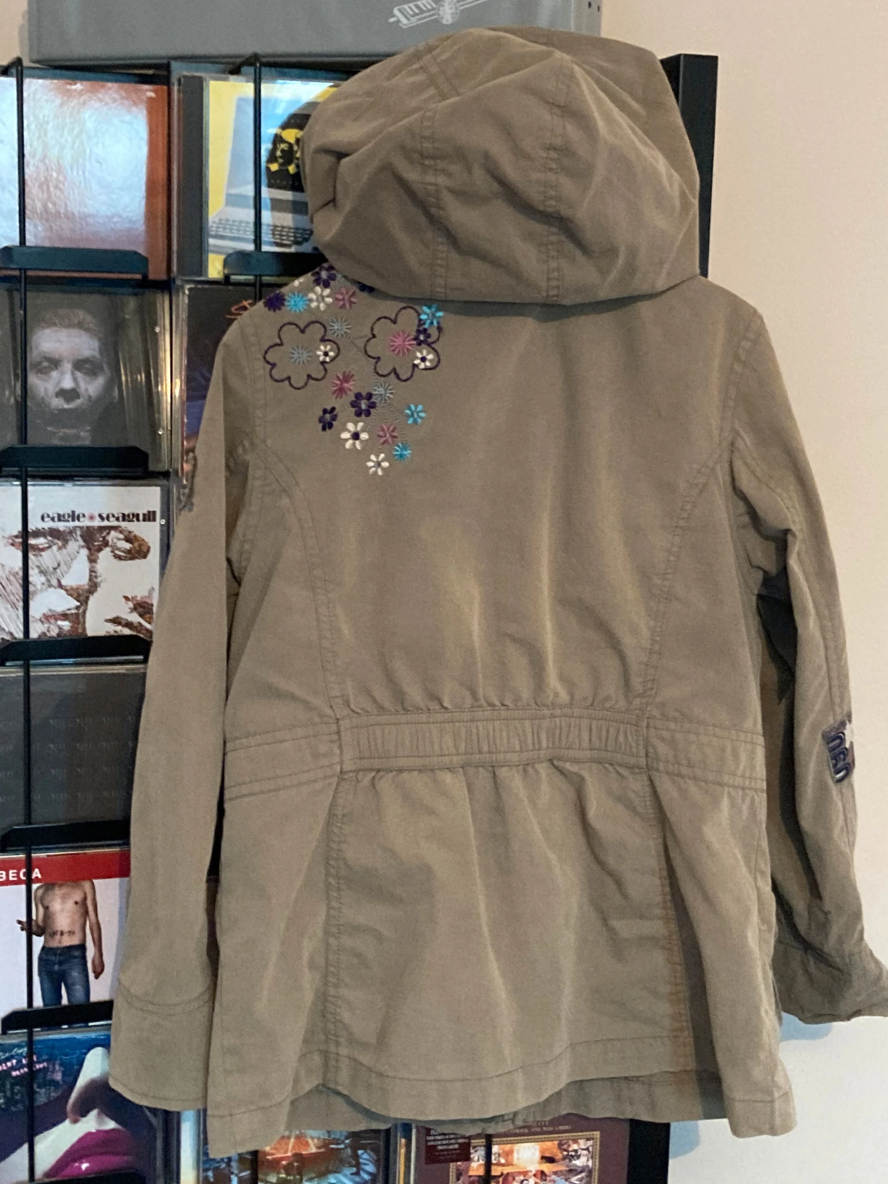 NKY girls' khaki jacket size 8. – photo 3